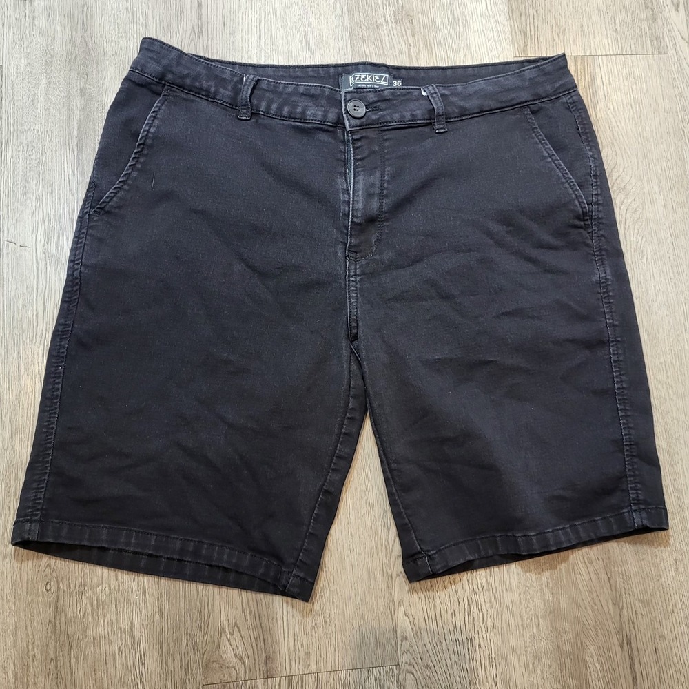 Ezekiel Men's Black Shorts Elastic Size 36 Waist 9" Inseam